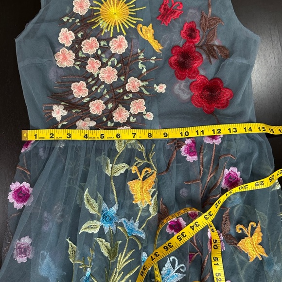 Sheer tulle midi overlay dress with crewel floral embroidery - Picture 7 of 8